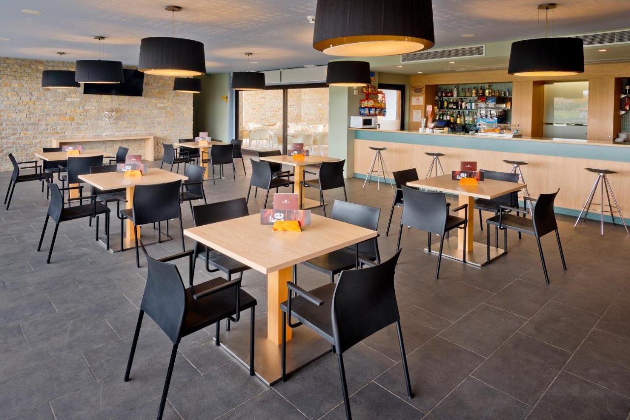 Hotel & Resort Vilar Rural D'Arnes By Serhs Hotels Sant Carlos de la Ràpita מראה חיצוני תמונה