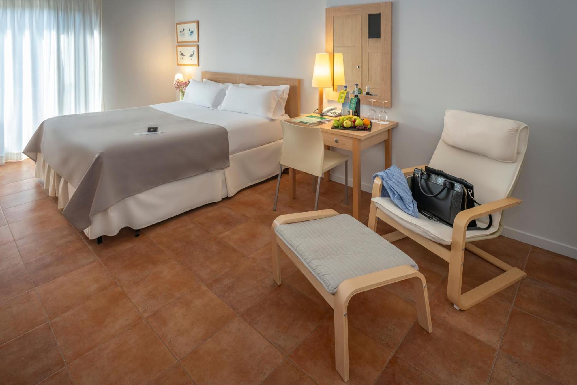 Hotel & Resort Vilar Rural D'Arnes By Serhs Hotels Sant Carlos de la Ràpita חדר תמונה