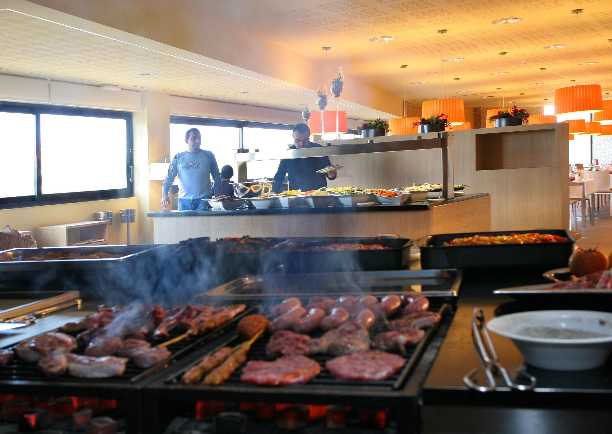 Hotel & Resort Vilar Rural D'Arnes By Serhs Hotels Sant Carlos de la Ràpita מראה חיצוני תמונה